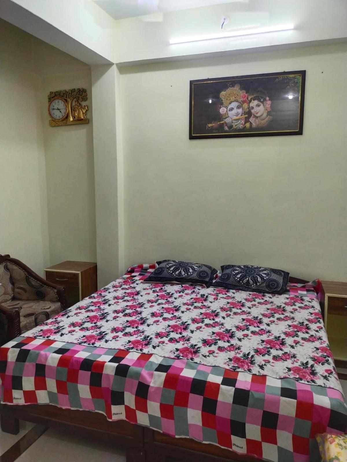 Shree Krishna Garden Hotel Jhusi Exterior photo